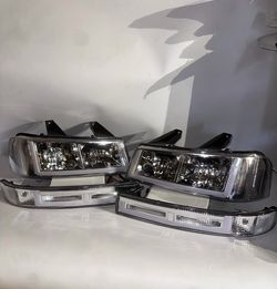 Open Box 03-23 Chevy Express/GMC Savana LED DRL Chrome/Clear Headlights/Faros