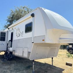 2012 Open Range Fifth Wheel 29ft 3 Slide Out
