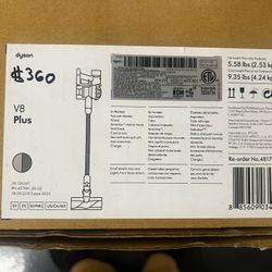 Dyson V8 Plus Vacuum 