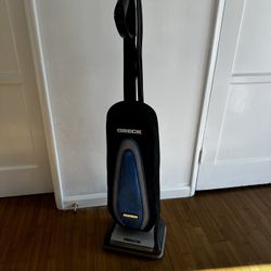 Oreck vacuum cleaner 