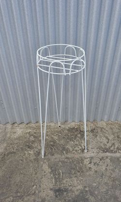 White Wire Plant Stand