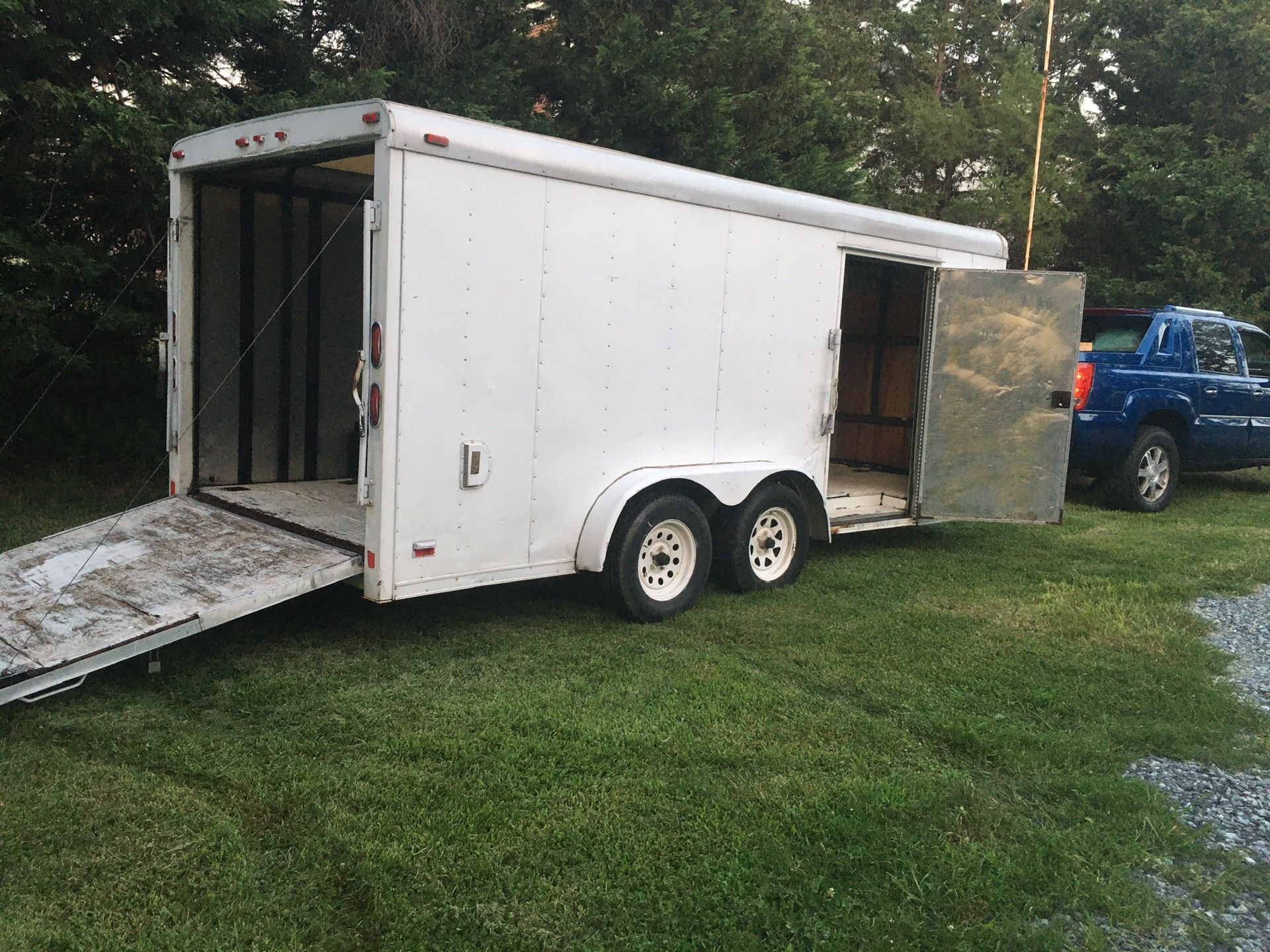 16’ enclosed trailer