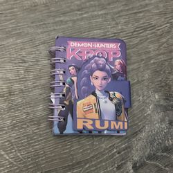 K-pop Demon Hunter roomie draw book