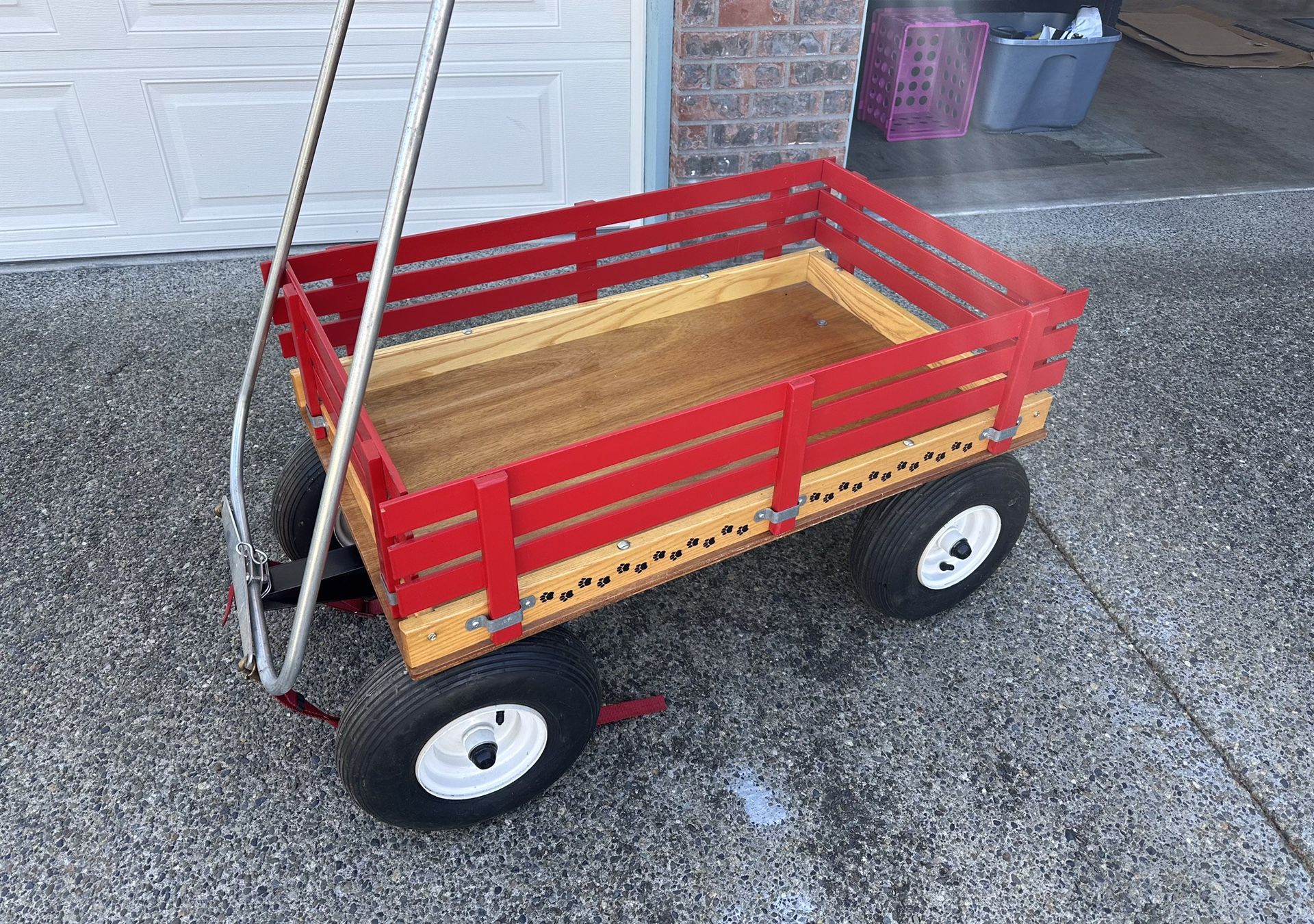 Beautiful Wagon Perfect For Big Dogs And Kids!!!