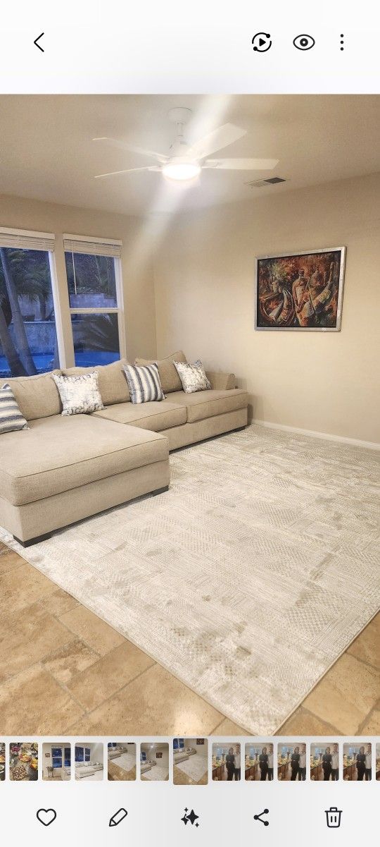 Sofa with wide chaise like New