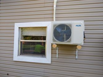 1ton minisplit ac n heat new