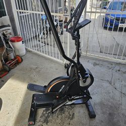 Like New YOSUDA Pro Cardio Climber 3-in-1 Elliptical Machine Stair Stepper Cross Trainer Quiet Magnetic Driving System. Retails $520 with Taxes!
