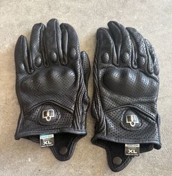 Icon Pursuit Classic Perforated Gloves —  Size XL women’s. Lightly used, great