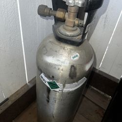 co2 tank 
