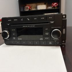 Jeep Wrangler (2012-2019) CD Radio 