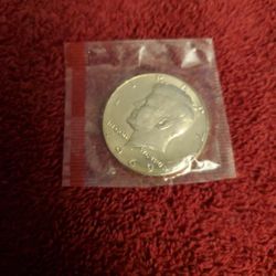 1969 D  Kennedy  Half  Dollar  40%  Silver  Uncirculated 