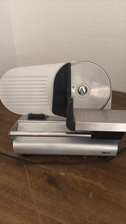 Deni Meat Slicer
