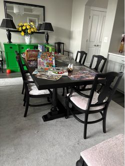 DINNING TABLE AND 8 CHAIRS PRICE SALE ONLY FOR PICK UP THIS WEEKEND