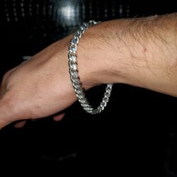 MIABELLA ITALY 925 SILVER BRACELET..USED..AVAILABLE FOR FAIR OFFERS..SE HABLA ESPANOL..