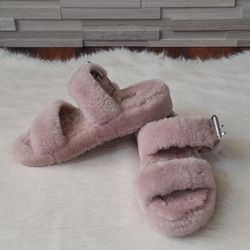 women's Pink Ugg Fuzz Yeah Slippers Size 8