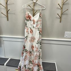Elegant Pink Floral Dress - Large $20