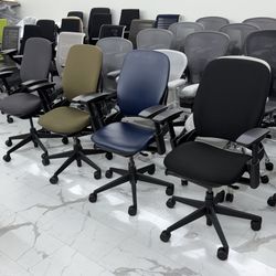 LIKE NEW STEELCASE LEAP V2 CHAIRS, FULLY LOADED WITH LUMBAR SUPPORT! 