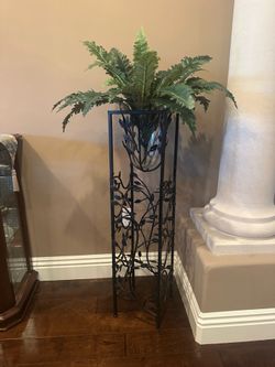 WINE RACK IRON HOLDER