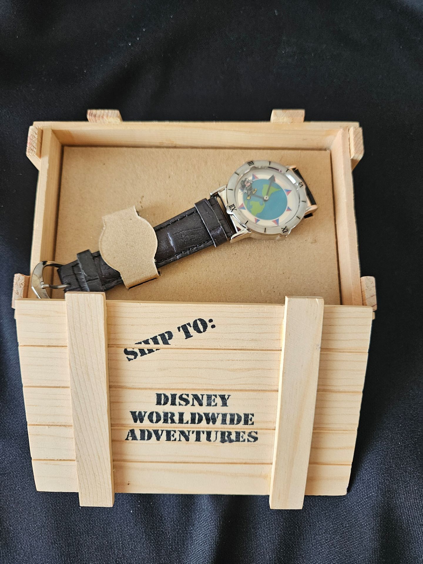 Disney Mickey Mouse Watch in Original Packaging!