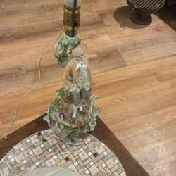 Antic Porcelain Lamp