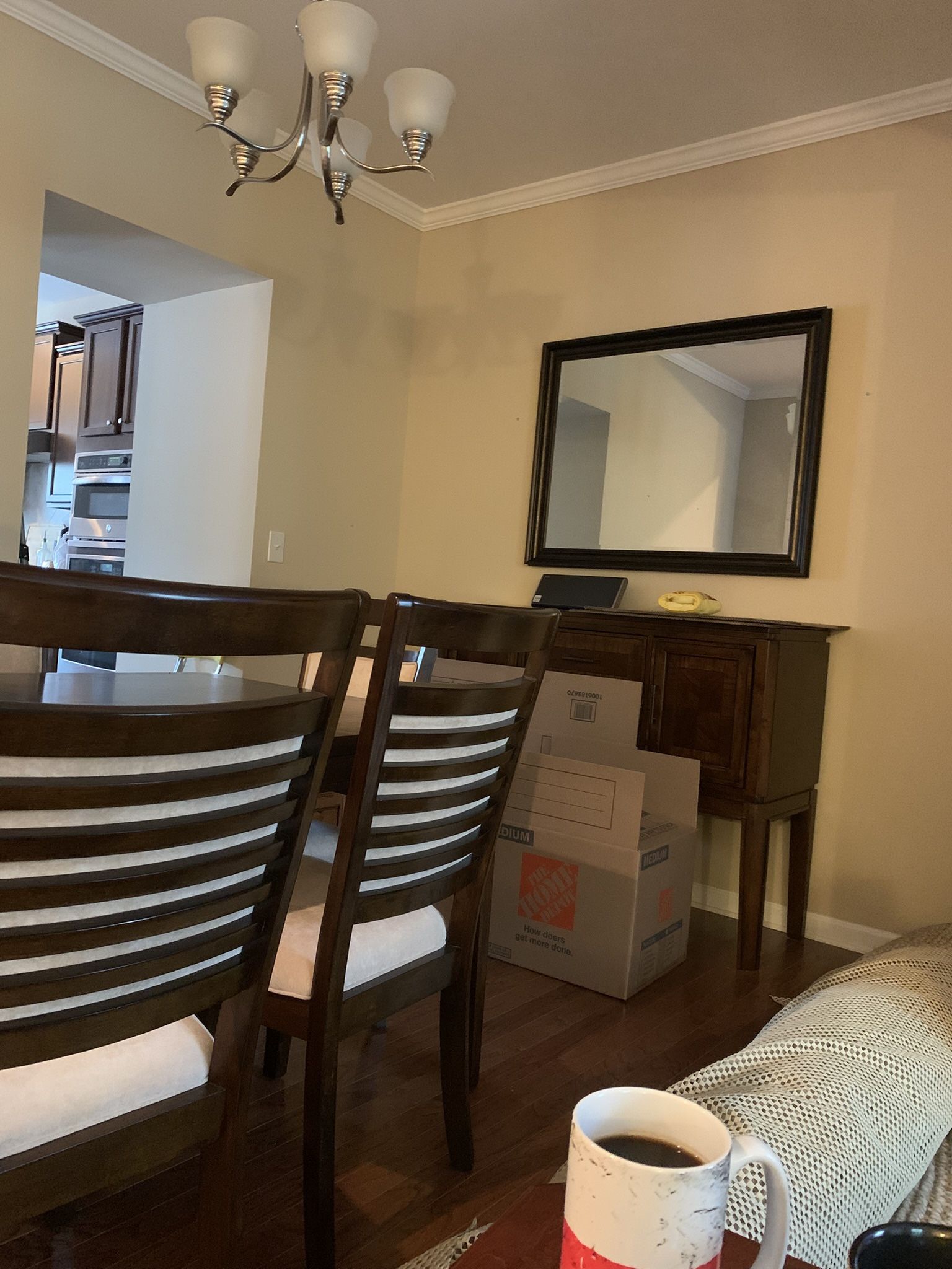 Dinning Table And Sideboard