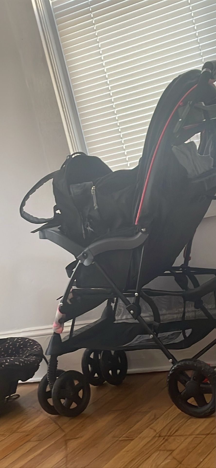 pivot xplore all-terrain stroller wagon Evenflo Pivot Xplore Dreamz All-Terrain Stroller Wagon with Bassinet Insert main image 0