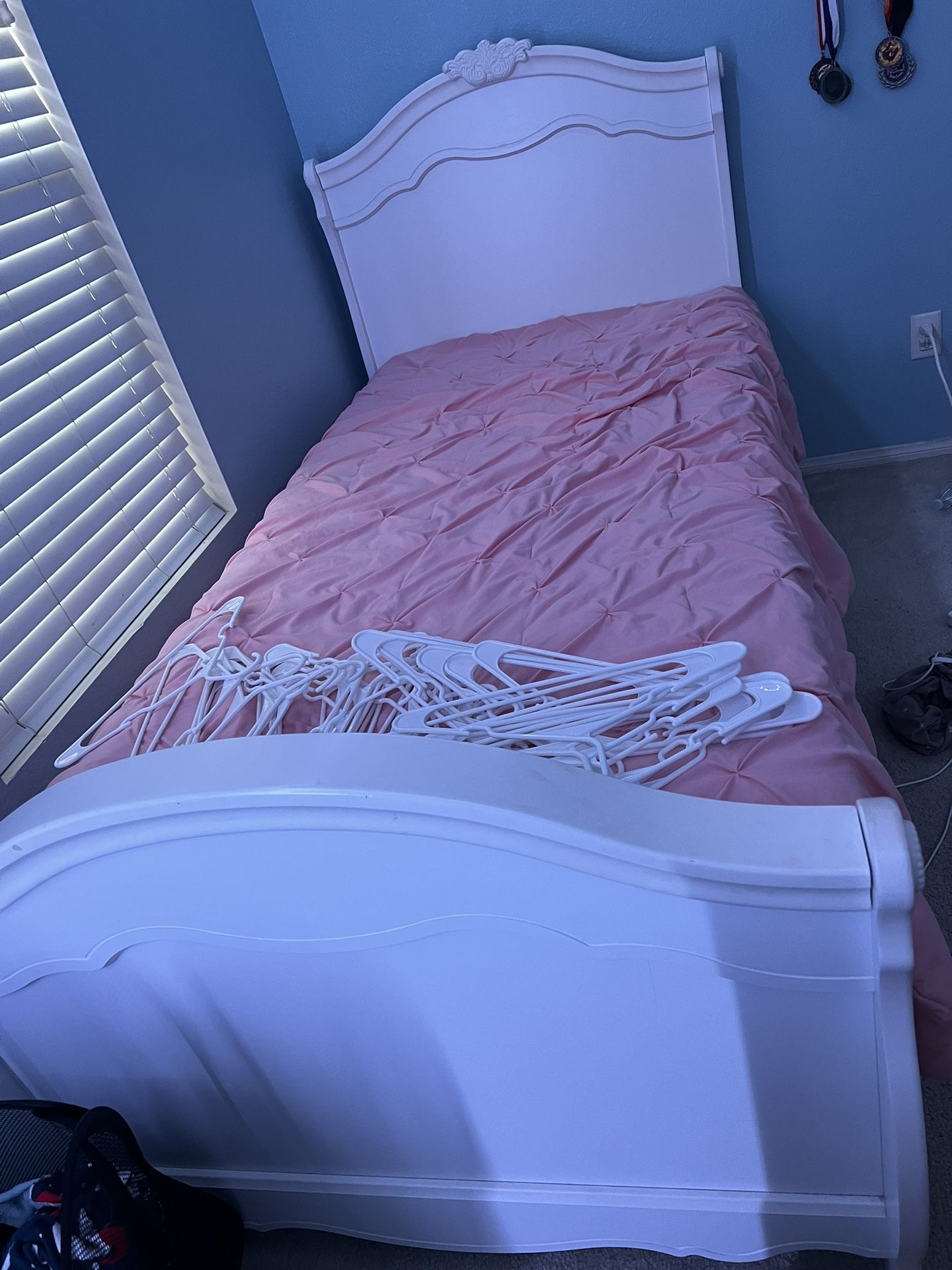 for sale Bed Matesbed And Mattress with twin Bookcase Twin Furniture