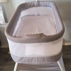 Simons kids' shooting stars rocking basinet