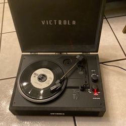 Victrola Record Play