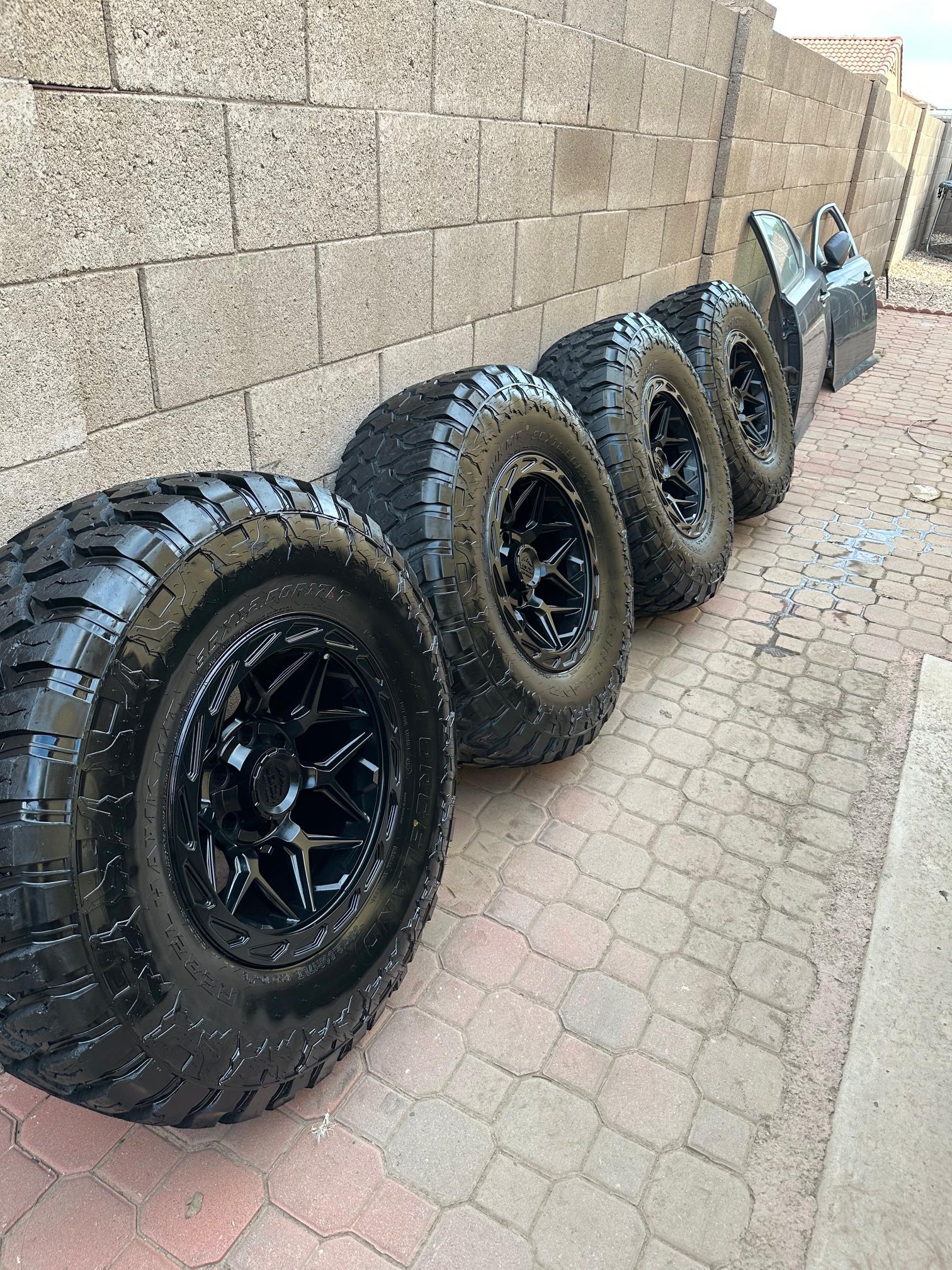 Lock Rims
