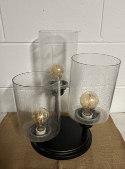 3 Light fixture 