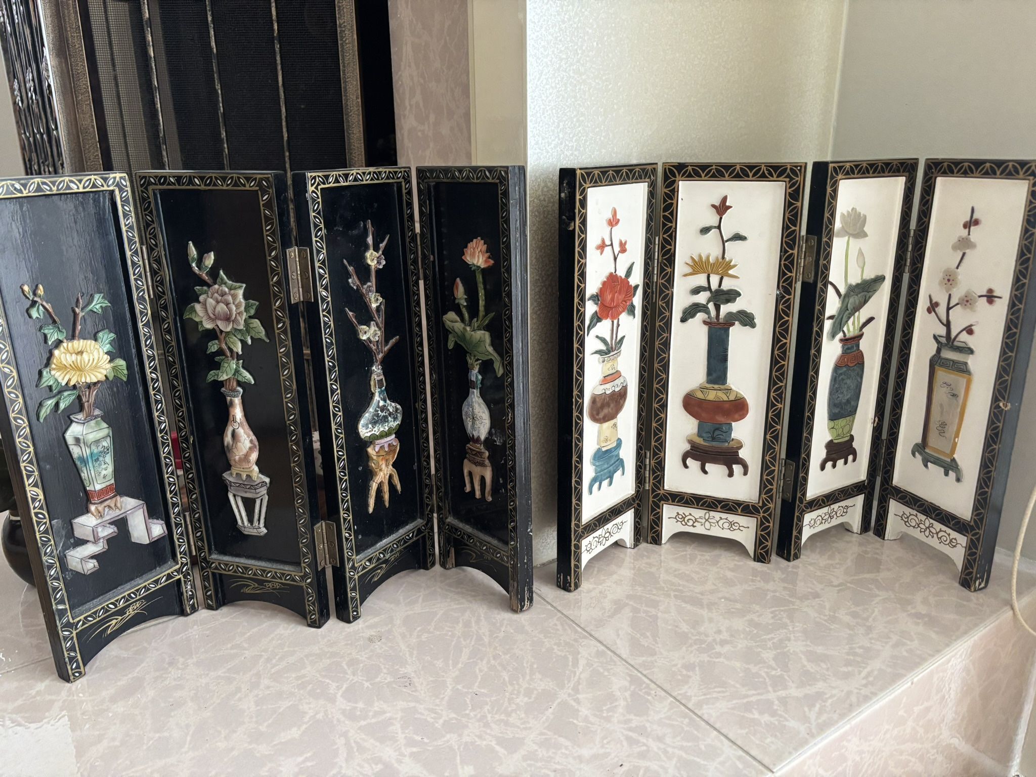 Antique Chinis Flowers 