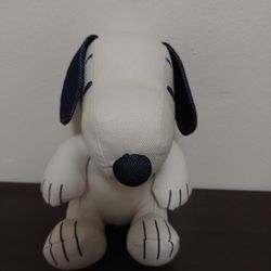 Brand New Snoopy American Eagle Edition.