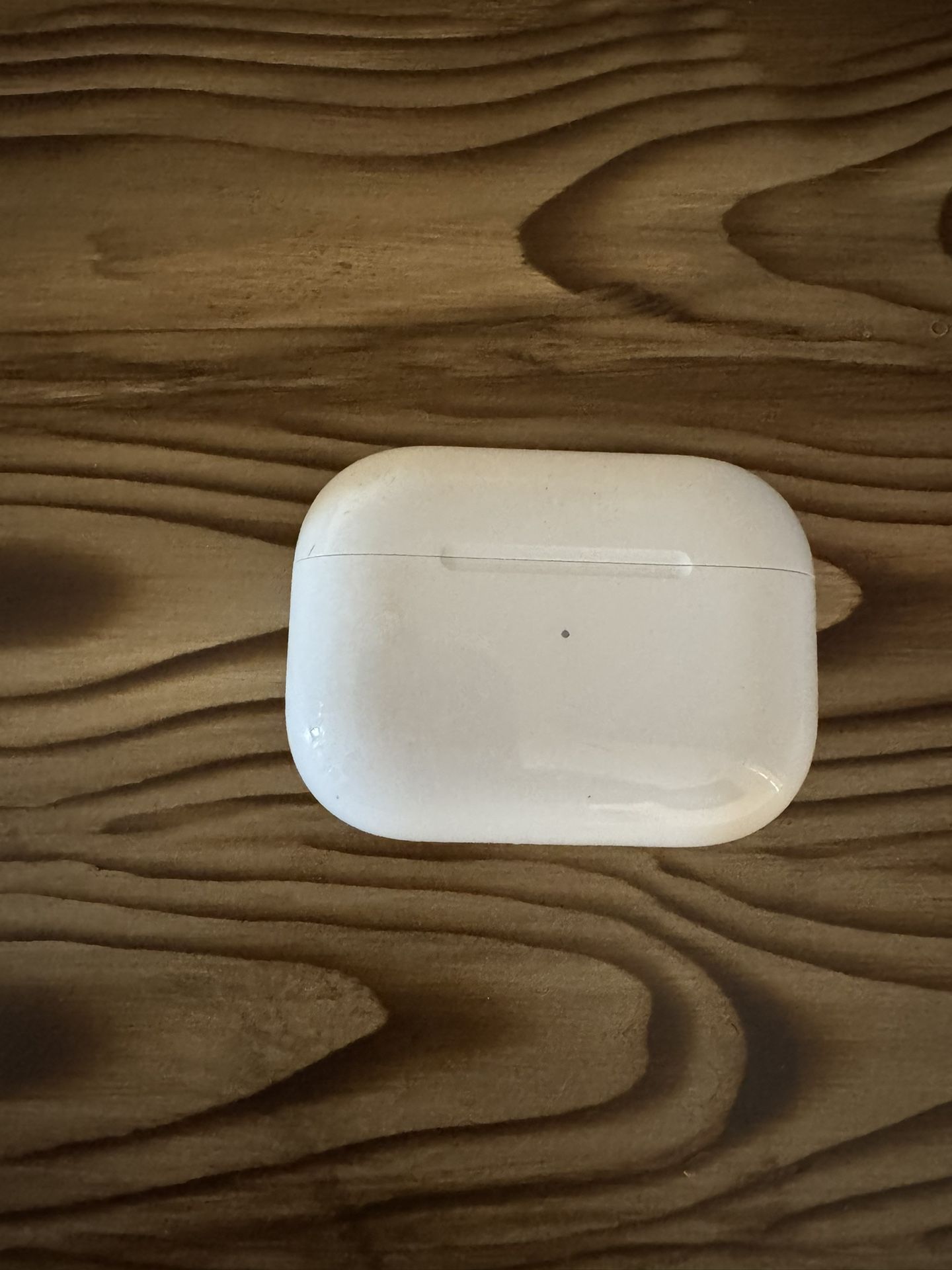 Apple AirPods Pro (1st Gen) with Wireless Charging Case