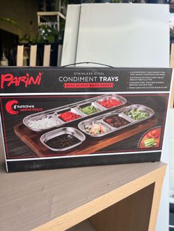Trays set 10 Dlrs