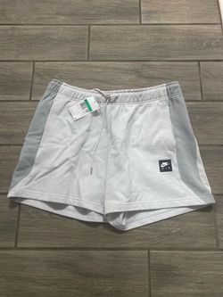 XL men Nike shorts new with tags