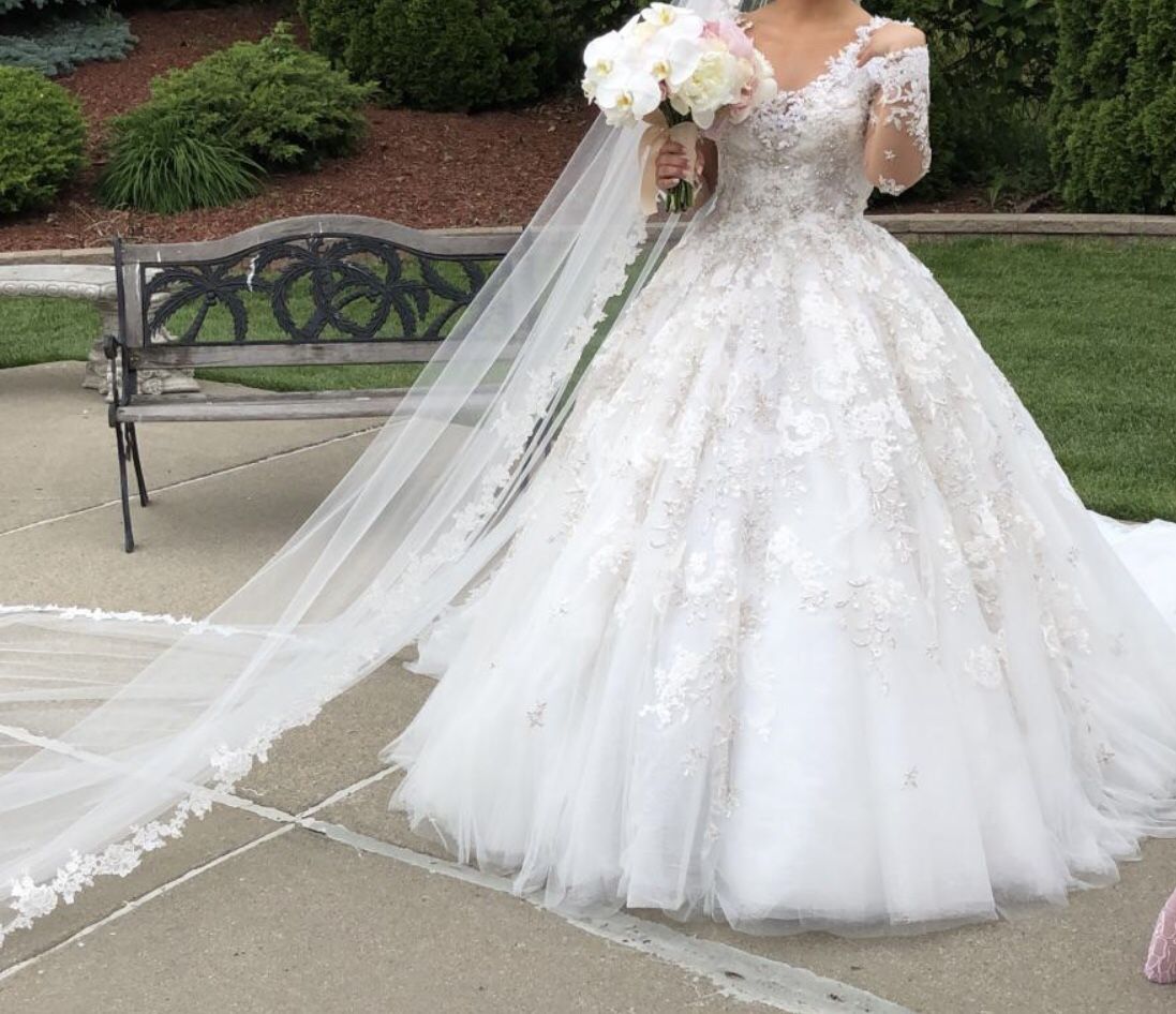 YSA MAKINO WEDDING DRESS