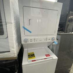 Frigidiare 27β Electric Washer And Dryer Stackable In White New Open Box