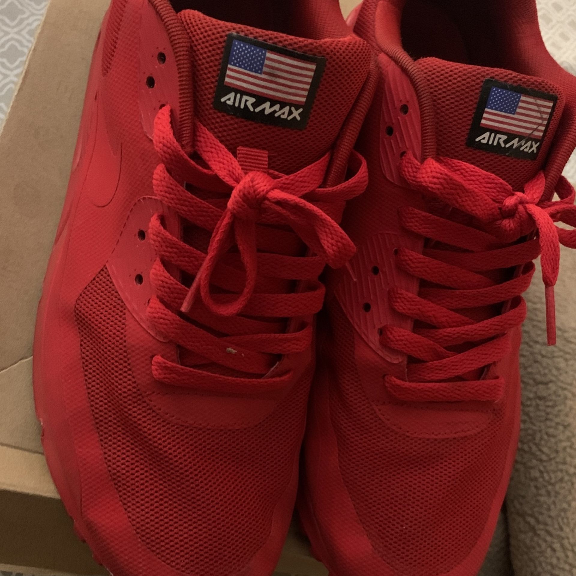 Nike TWs