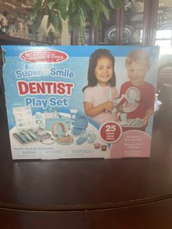 Melissa & Doug Dentist Kit 