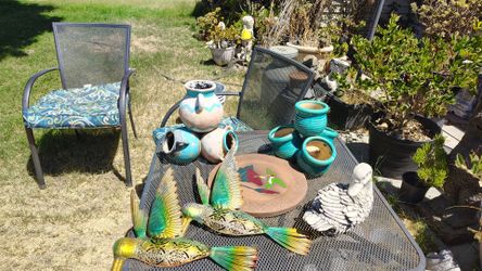 Outdoor decor selling all for $25 ,$5.00 each