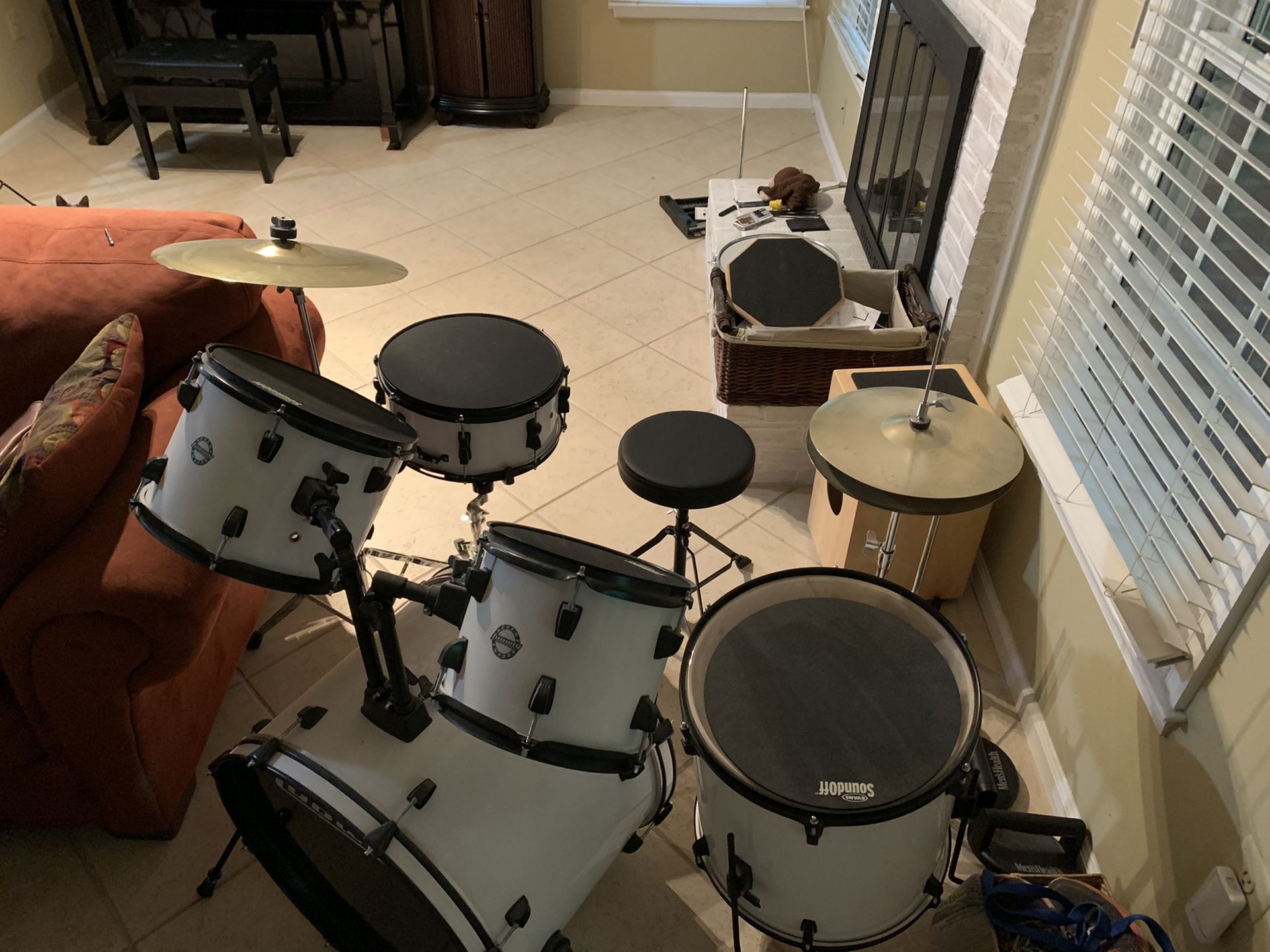 Ludwig accent drum set