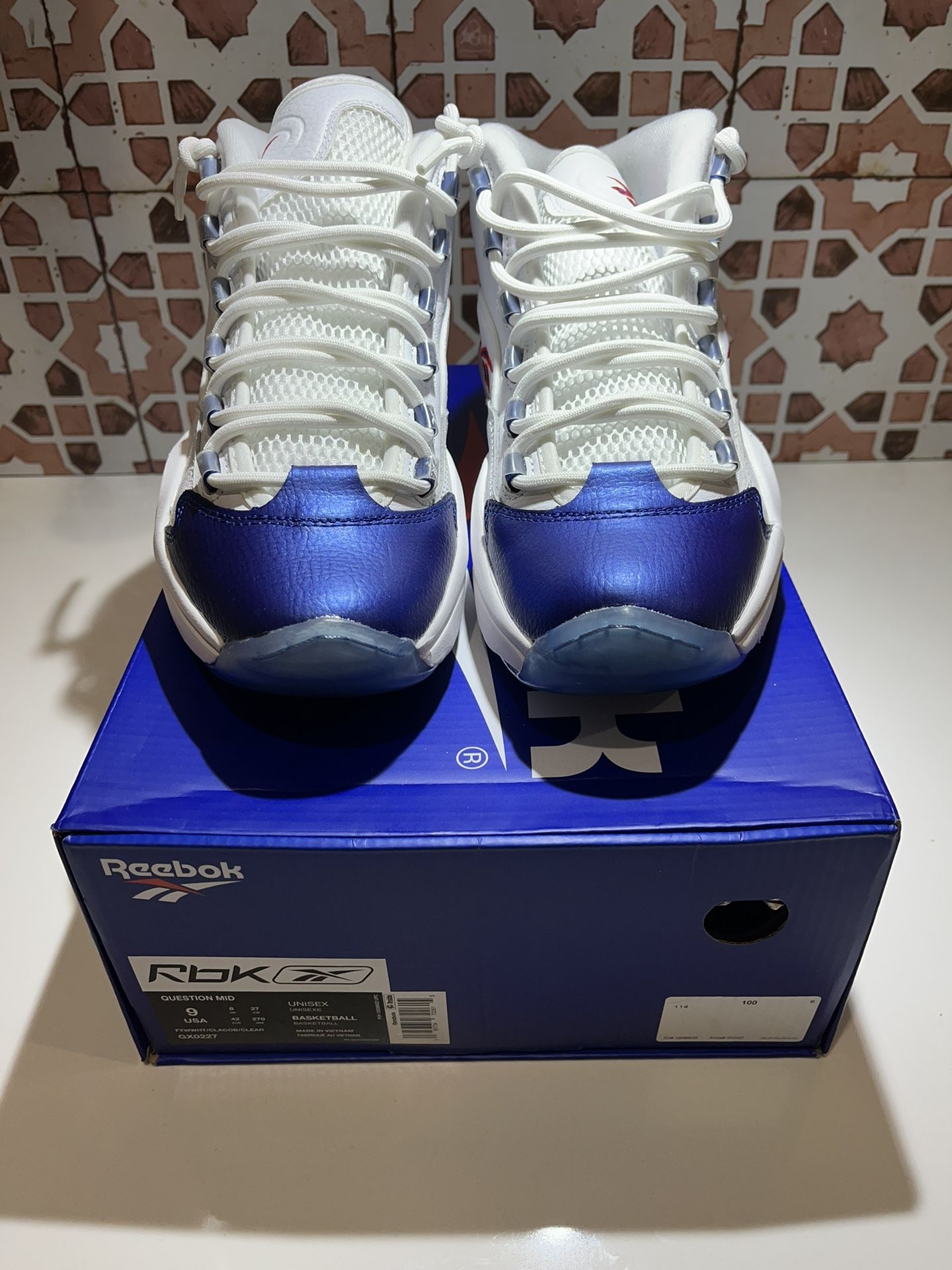 Reebok Iverson Size 9