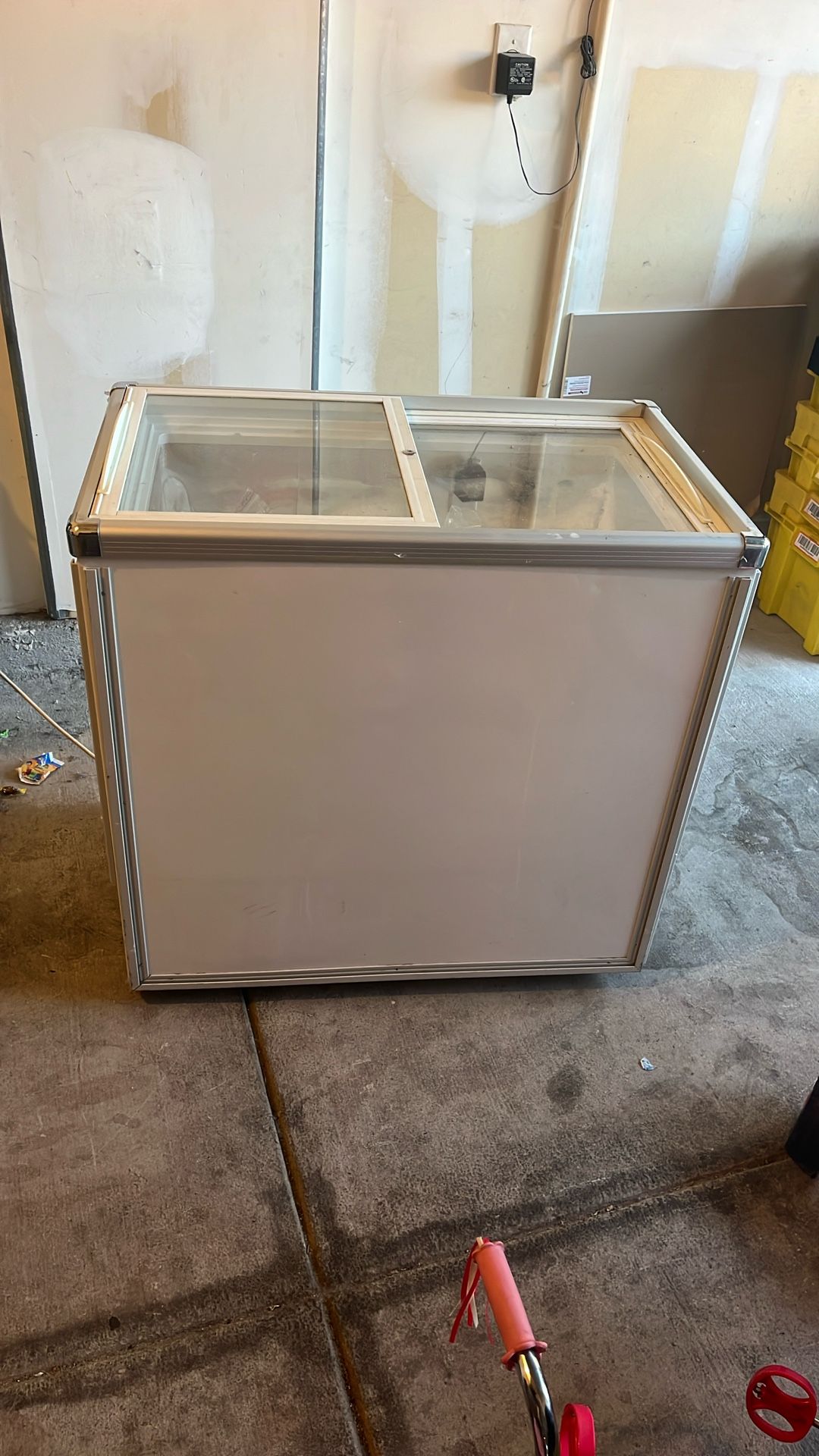 FREEZER (small)