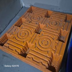 Plastic pallet