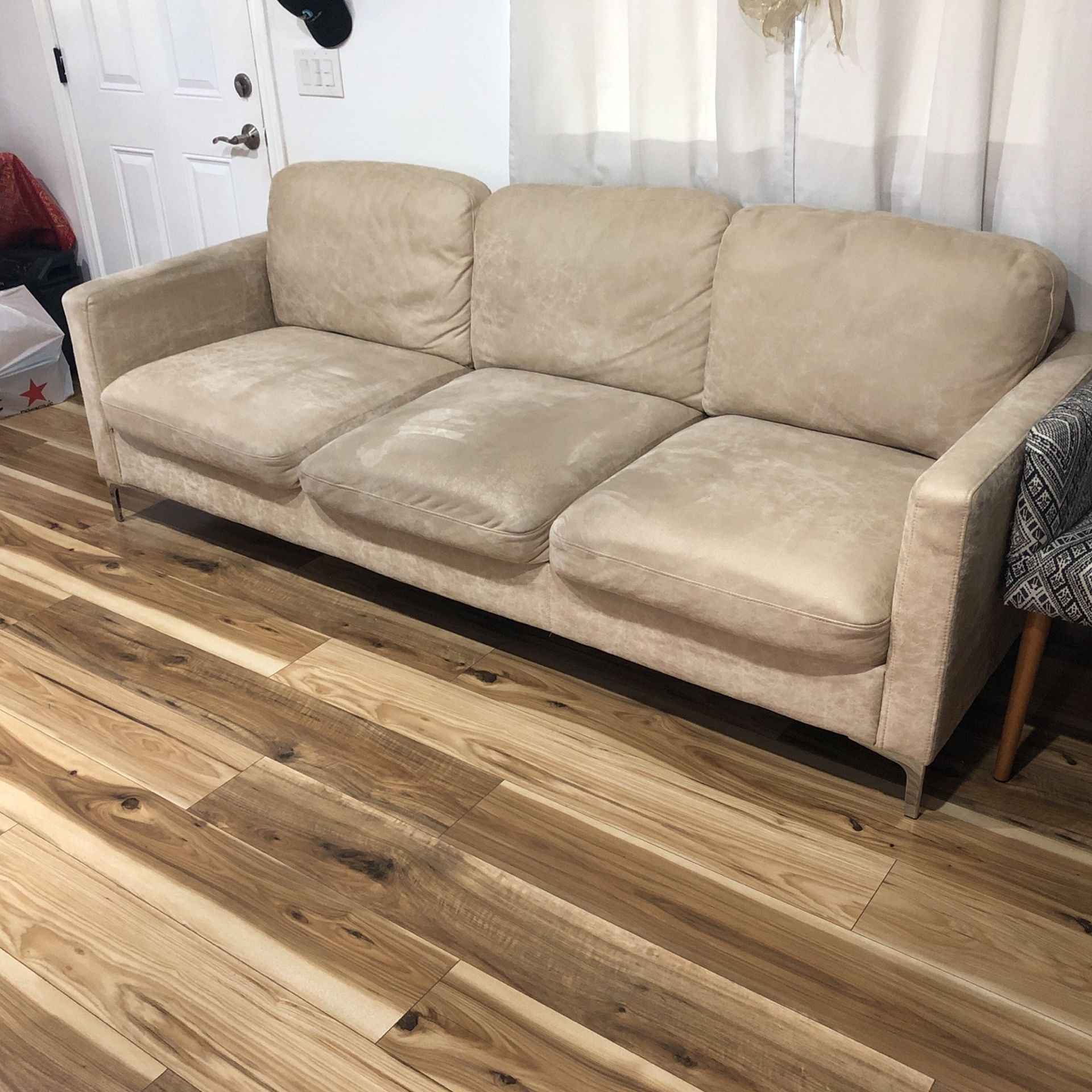 Sofa Grande En Buenas Condiciones.