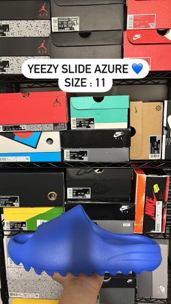 Yeezy Slide Azure