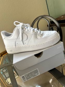Nike Air Force 1 White $50.00 Size 9