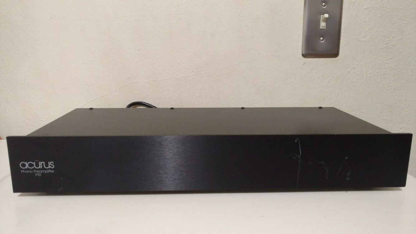 Acurus P10 Phono Preamplifier Audiophile Mondial