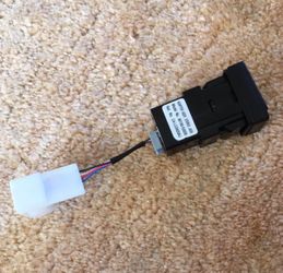 2009 Lexus is250 Center Console Auxiliary Jack